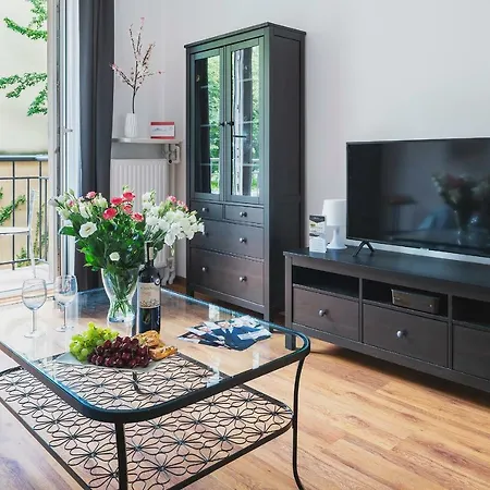 Mokotow P&o Serviced