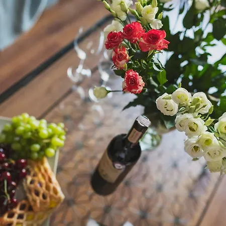 Mokotow P&o Serviced